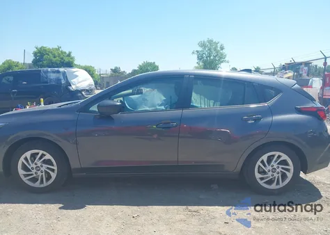 2024 Subaru Impreza Base 5-Door из США, поврежденный, VIN JF1GUABC1R8255650